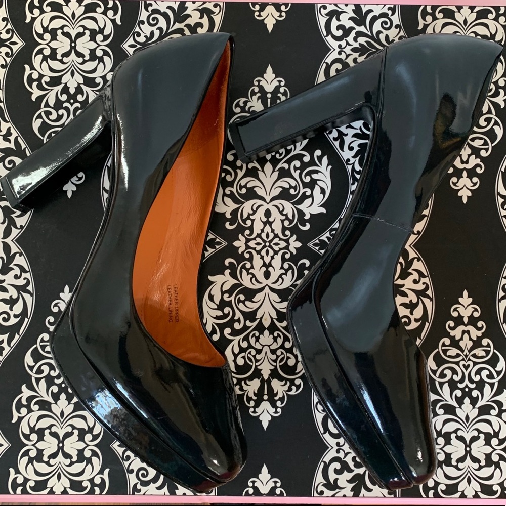 Via Spiga Patent Leather Tasha Platform Pumps - Picture 5 of 10